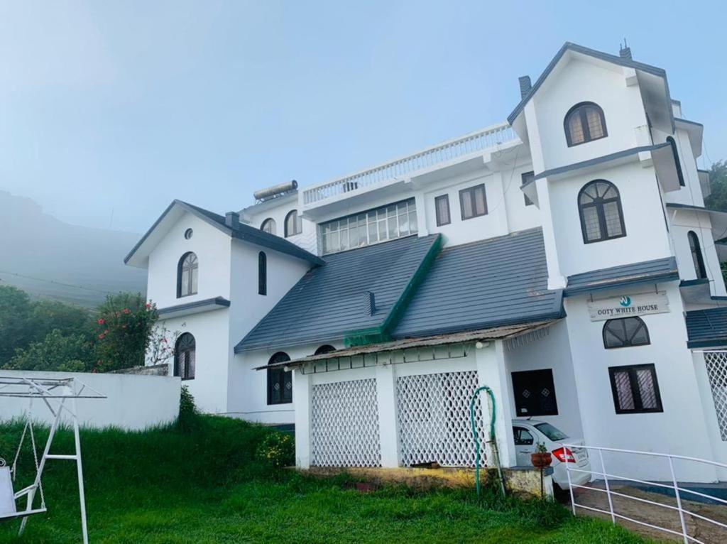 Hotel Bob Lesiure Ooty Esterno foto